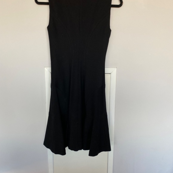BLACK Diane von Furstenberg Carla Dress Size 0 (perfect condition) - Picture 3 of 5